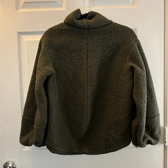 LULULEMON Warmth Restore Dark Olive Green fleece Sherpa XS/S pullover pocket - Picture 6 of 8